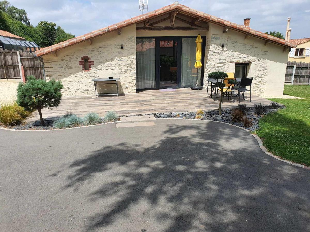 Gite De La Coliniere 4 Personnes Le Boupere Exterior photo